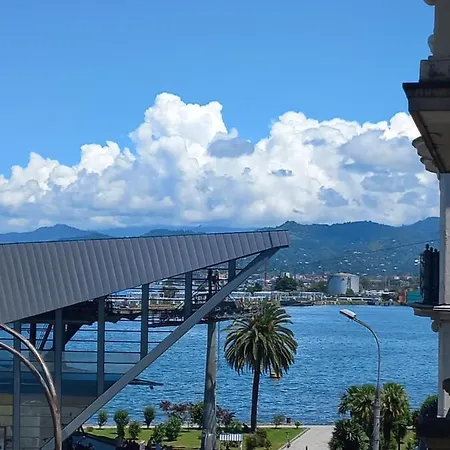 Apartment 2 Minutes From The Sea Batumi Exterior photo