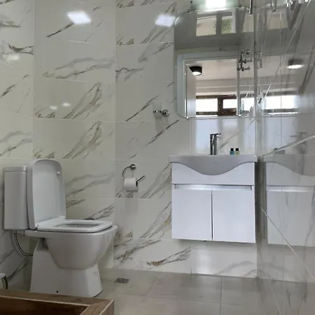 Apartment 2 Minutes From The Sea Batumi Exterior photo
