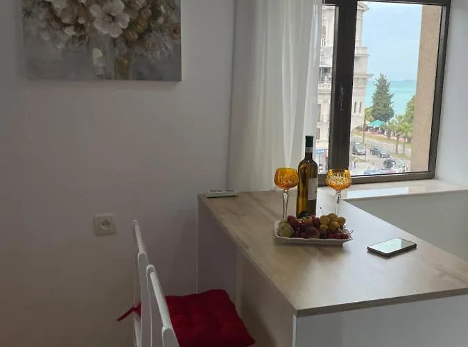 Apartment 2 Minutes From The Sea